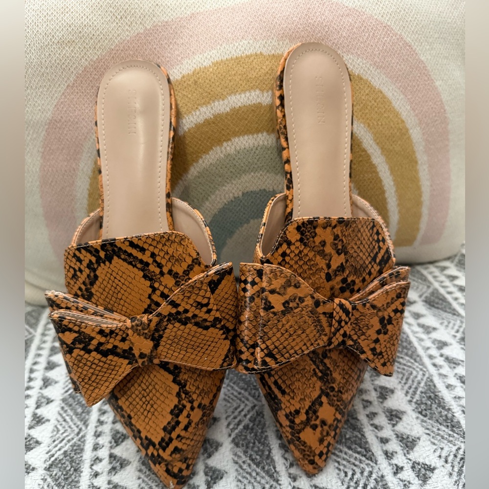 Orange and Black Snake Print Bow Mules